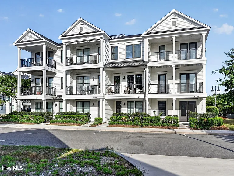 3609 Watercraft Ferry Ave — Photo 1