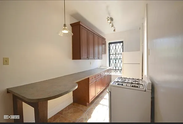 Rented by Corcoran | media 4