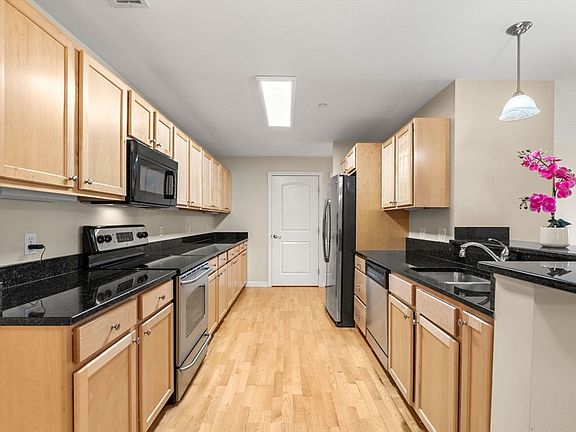 3rd image of 33 Westchester Dr #304