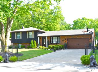 1224 Marwood Dr, Piqua, OH 45356