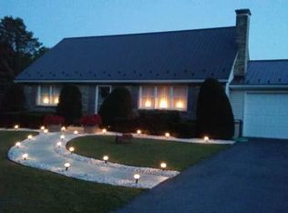 216 Oak Dr, Thompsontown, PA 17094