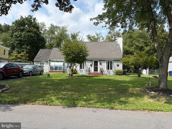 437 Summer Ave, Edgewater Park, NJ 08010
