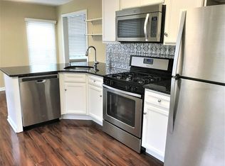 11 Wall St APT 3, Milford, CT 06460