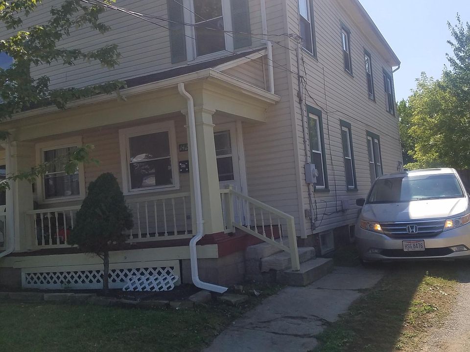 1st image of 142 N Main St #142