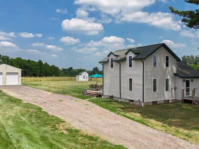 7979 Sinclair Rd, Eau Claire, MI, 49111