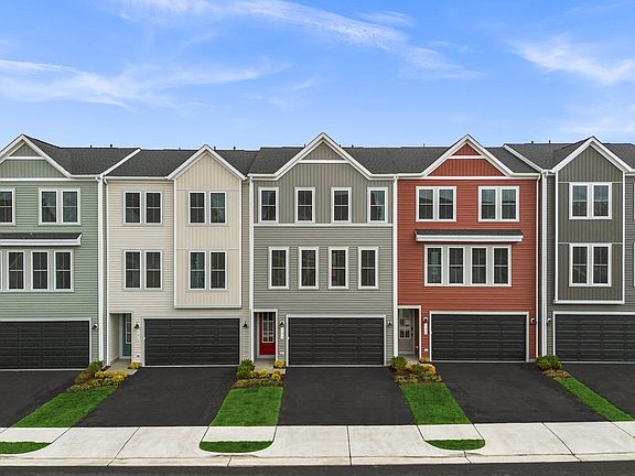 2nd image of 129 Sapphire St