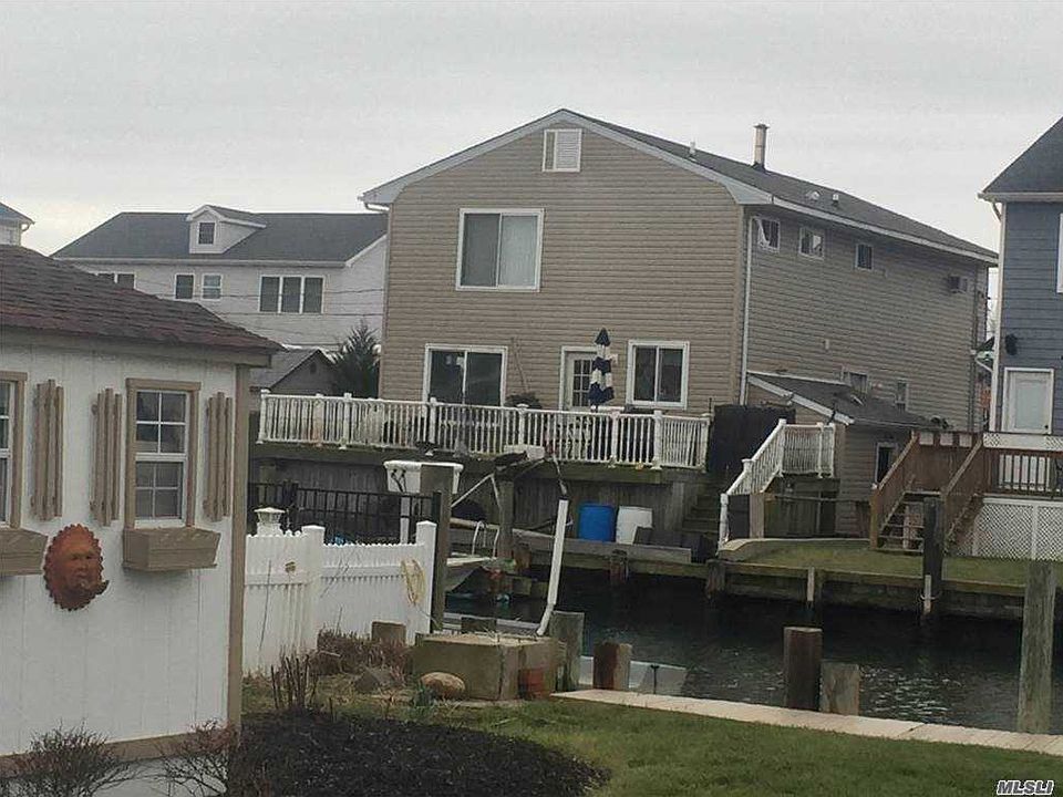 1st image of 3647 Naomi St