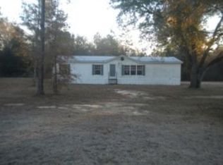 2174 Ashleigh Ave, Grand Ridge, FL 32442