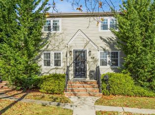 25 Simpson Ave, Edison, NJ 08817
