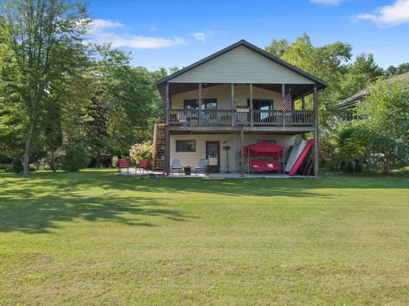 W954 Spring Grove Road, Green Lake, WI 54971