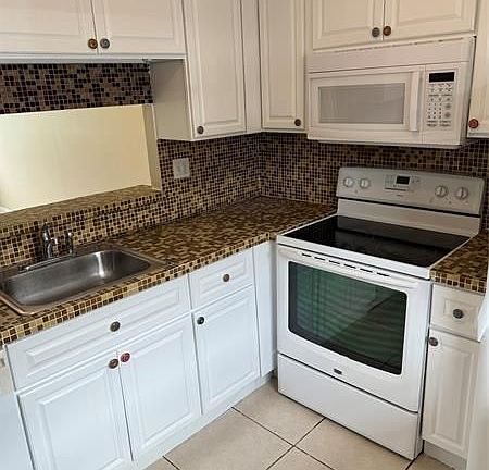 4th image of 5021 W Oakland Park Blvd APT 105