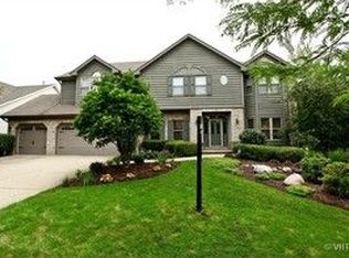 903 Leverenz Rd, Naperville, IL 60565