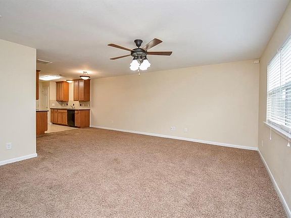 3rd image of 11905 Algonquin Dr Unit 14