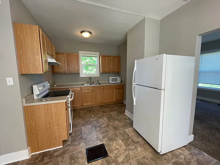 1106 Titus Ave — Photo 8