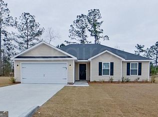 114 Western Red Cedar Dr, Springfield, GA 31329