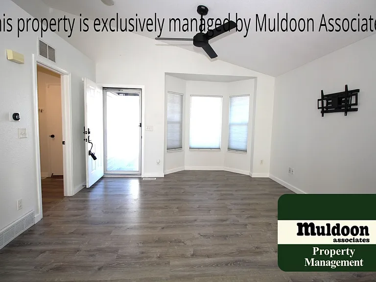 6296 Gossamer St — Photo 5