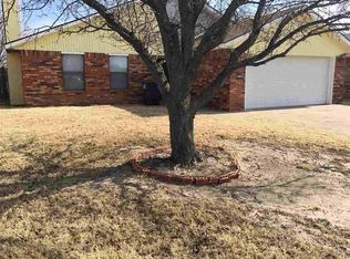 2729 Liberty Ln, Enid, OK 73703