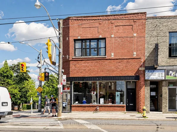 1612 Dundas St W, Toronto, ON M6K 1T8