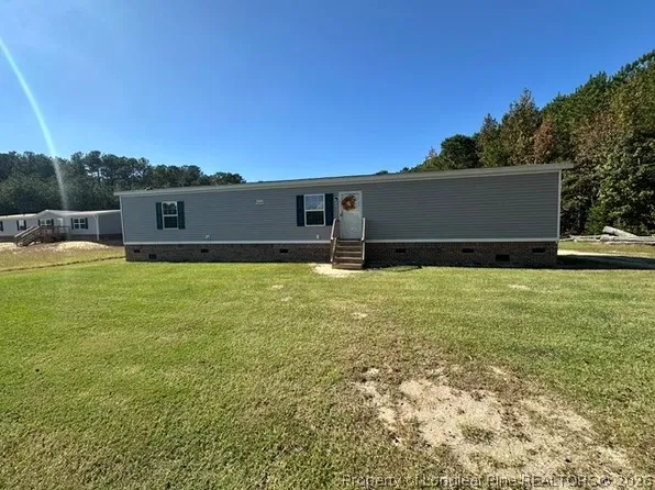 130 Old Baker Rd, Maxton, NC 28364