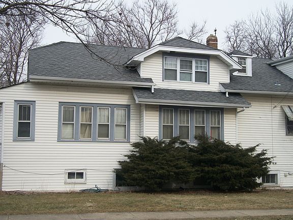 2nd image of 229 S Yale Ave
