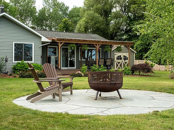 4th image of 6854 Gorham Beach Ln