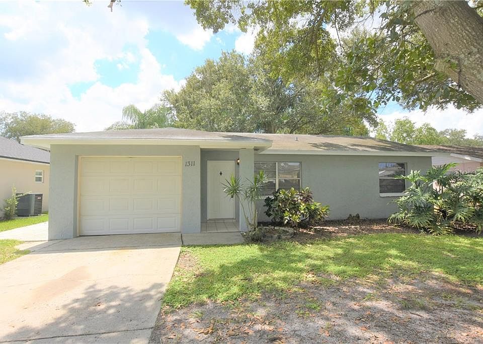 1st image of 1311 Honeytree Ln E