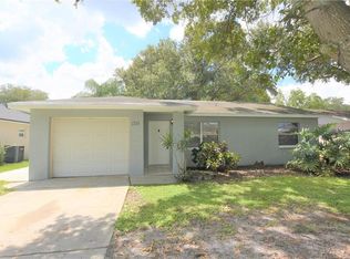 1311 Honeytree Ln E, Lakeland, FL 33801