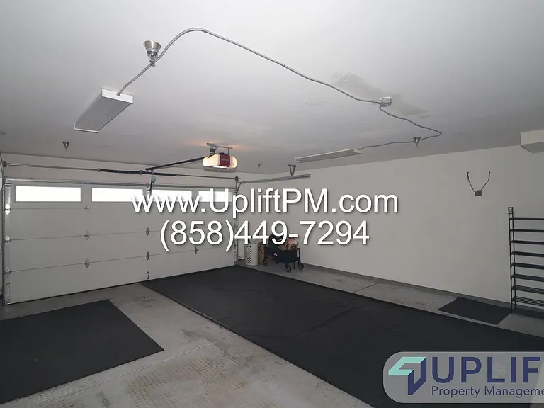 2041 Sweetwater Rd #A — Photo 32