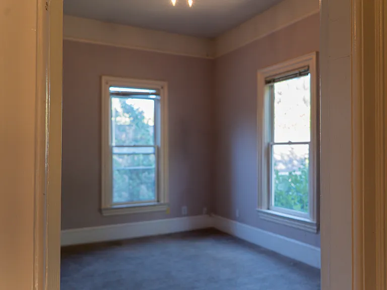 925 F St #2 — Photo 18