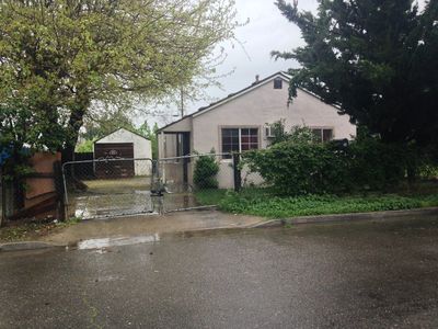 693 Angelus St, Turlock, CA, 95380