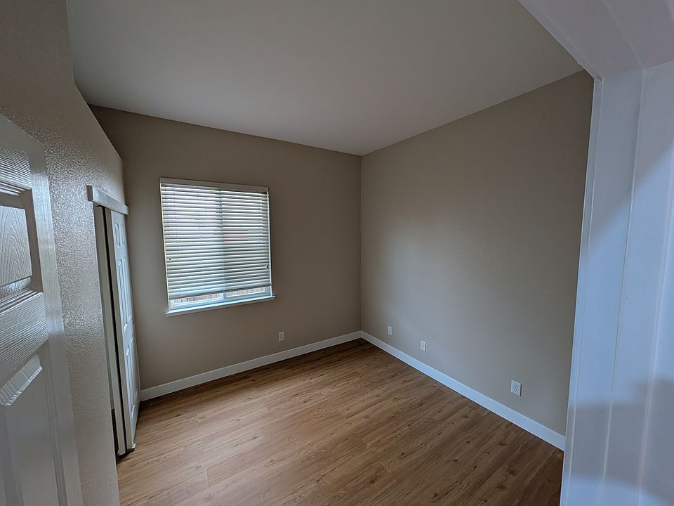 1st image of 6405 Cormorant Cir