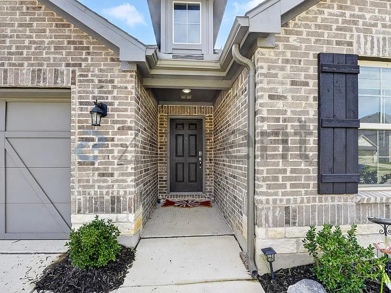 3853 Pearlwood Rd — Photo 3
