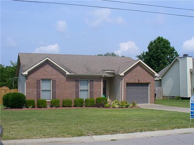 1st image of 166 Shady Maple Dr