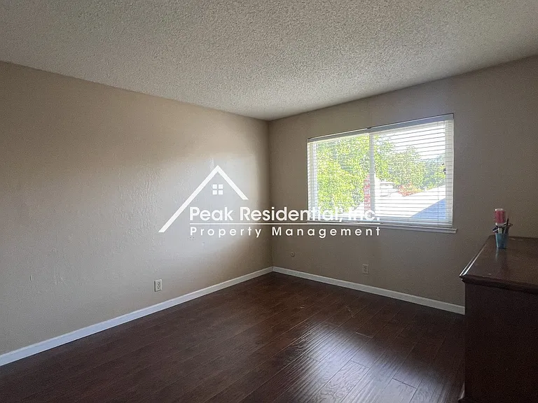 5555 Keoncrest Cir — Photo 7