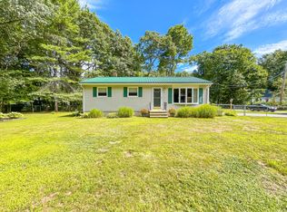 18 Maplewood Ave, Windham, ME 04062