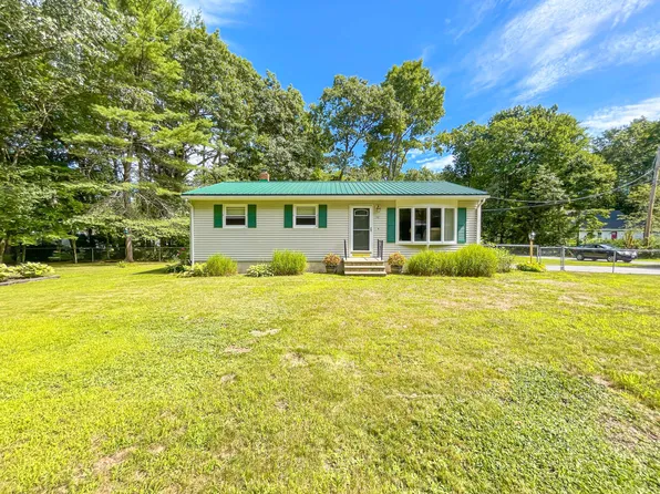 18 Maplewood Avenue, Windham, ME 04062