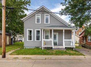 2966 White St, Dubuque, IA 52001