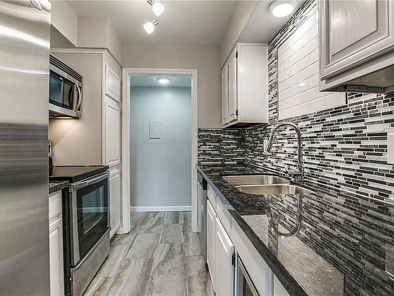 4th image of 8550 Fair Oaks Crossing Dr #214