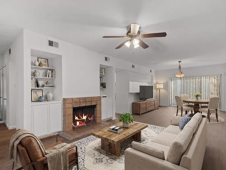 1922 Augusta Dr #1/16 — Photo 3