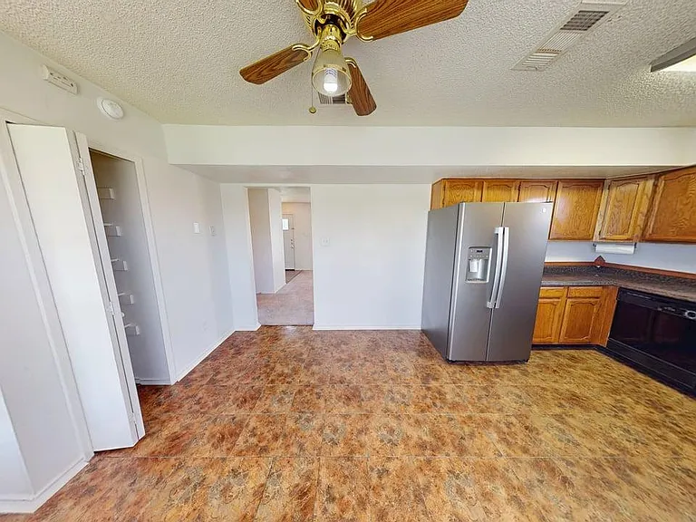 1613 Bobby Lee Dr — Photo 44