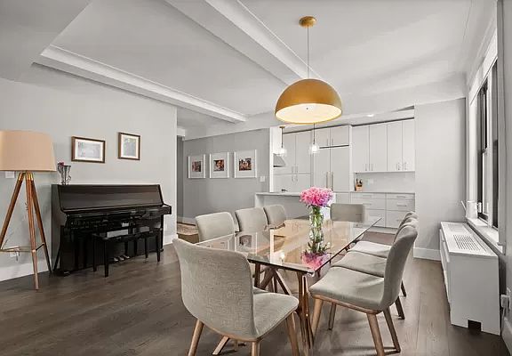 3rd image of 308 E 79th St #14EF
