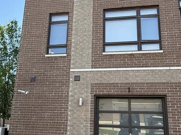 1 Allward St, Vaughan, ON L4L 0M1