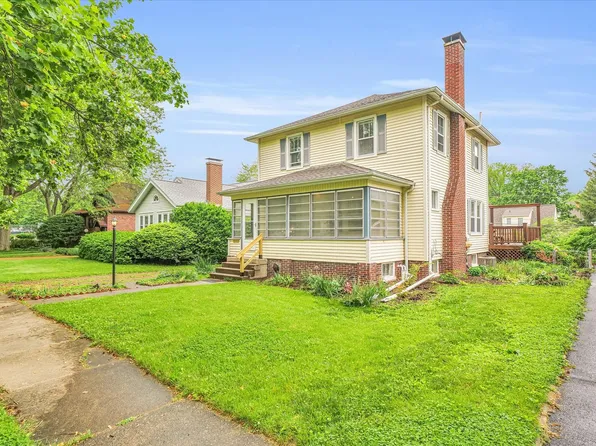 1014 W William St, Champaign, IL 61821