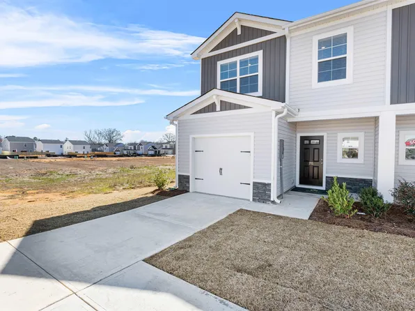 305 S Lake Ct, Lexington, SC 29073