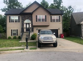 3728 Crisscross Ct, Clarksville, TN