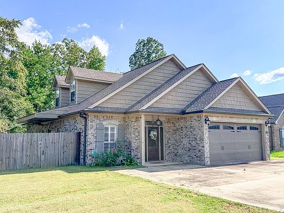 2nd image of 29 Regent Ln