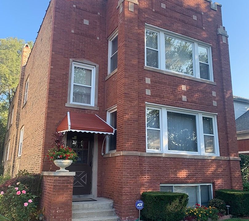 1st image of 4902 W Cornelia Ave