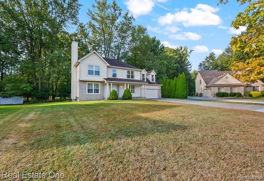 1st image of 30947 Kenwood Ct