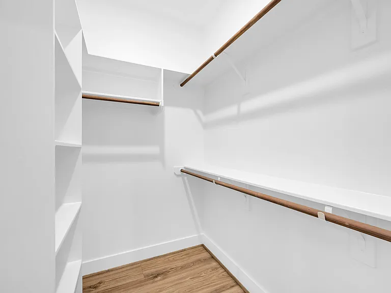 715 Service St #B — Photo 35