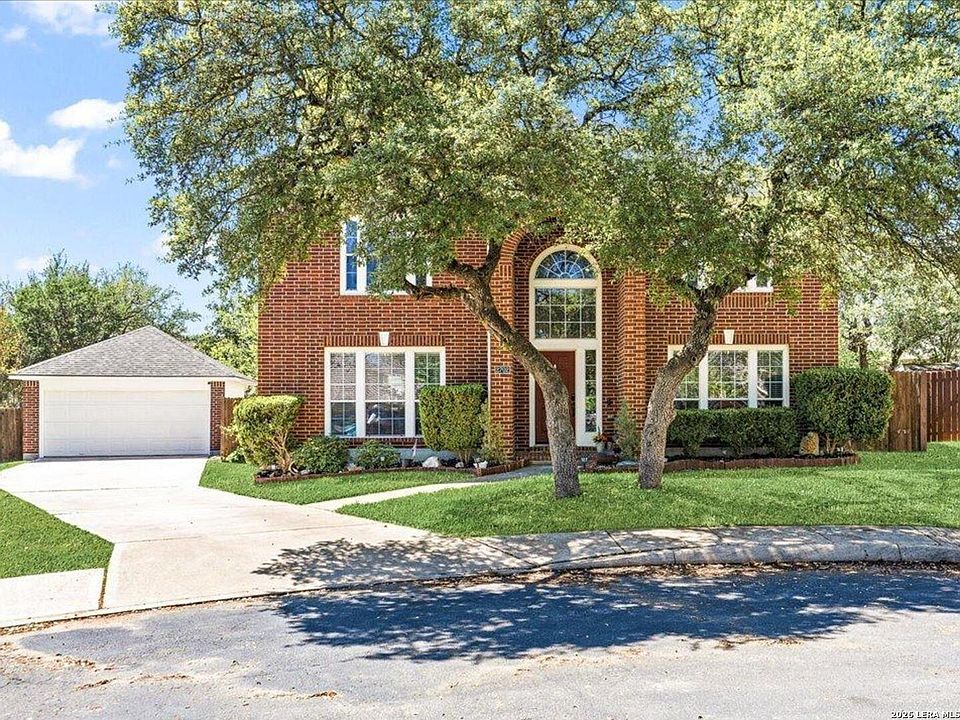1st image of 2702 Glenbrook Way